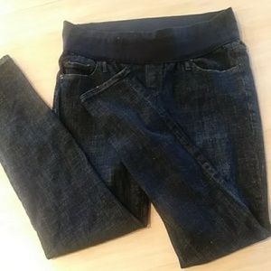 Gap Maternity Skinny Jean